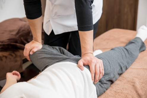 骨盤矯正で体の歪みを整えて、日々の暮らしを改善！