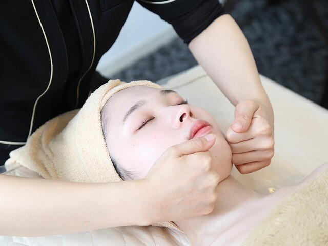 骨気＆Relaxation Vivian 岡崎店