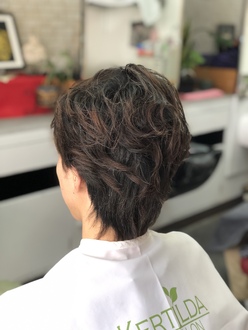 完全予約制 × マンツーマン施術