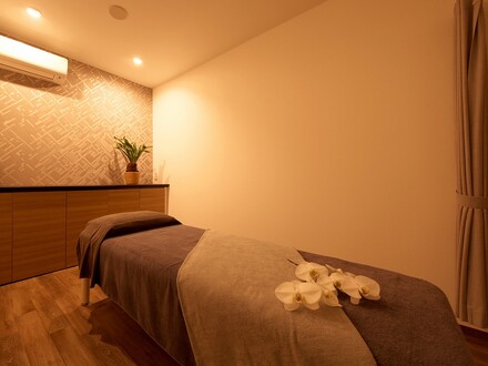 ホテルのような店内で極上リラックスタイムを…